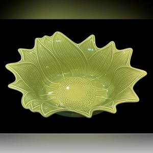 Appolia Green Flower French Bakeware Serving Dish Bowl 0702350 France 13.5x4.5"